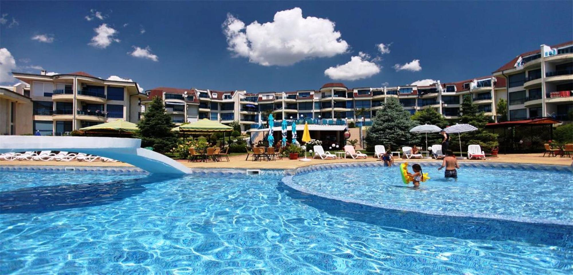 Riviera Complex 6 Hotel Sveti Vlas Exterior photo