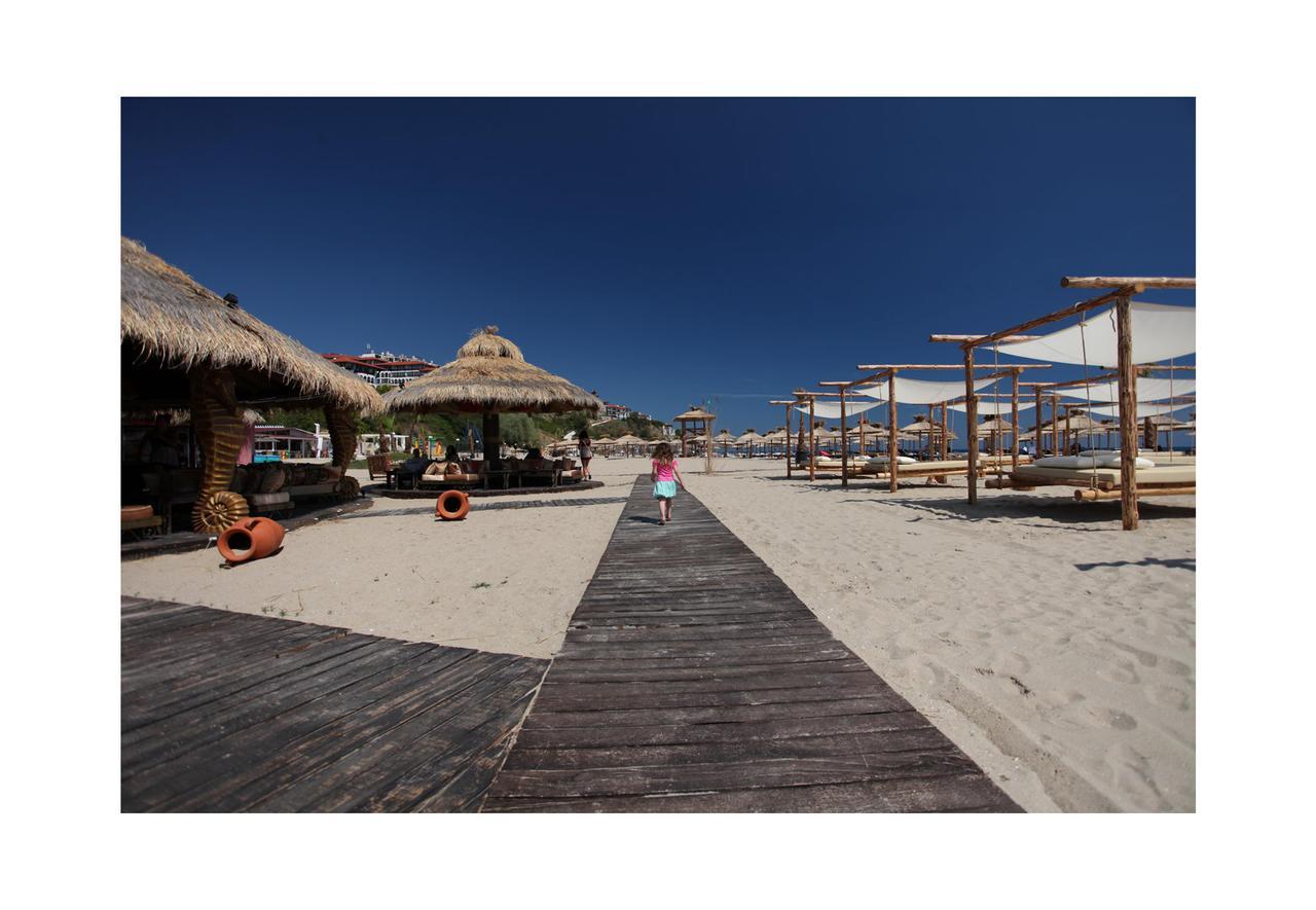 Riviera Complex 6 Hotel Sveti Vlas Exterior photo
